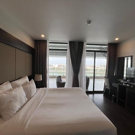 Moon Halo Hotel Ha Long Eksteriør billede