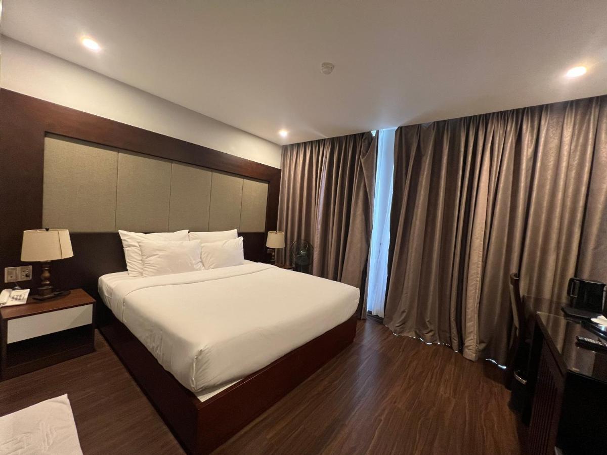 Moon Halo Hotel Ha Long Eksteriør billede